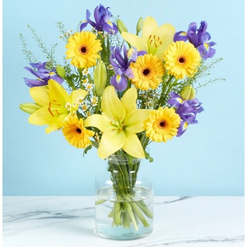 Bright & Cheerful Lily Bouquet